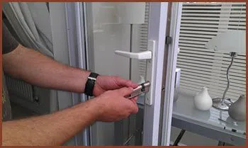  Lynbrook Locksmith Service Lynbrook, NY 516-962-5744